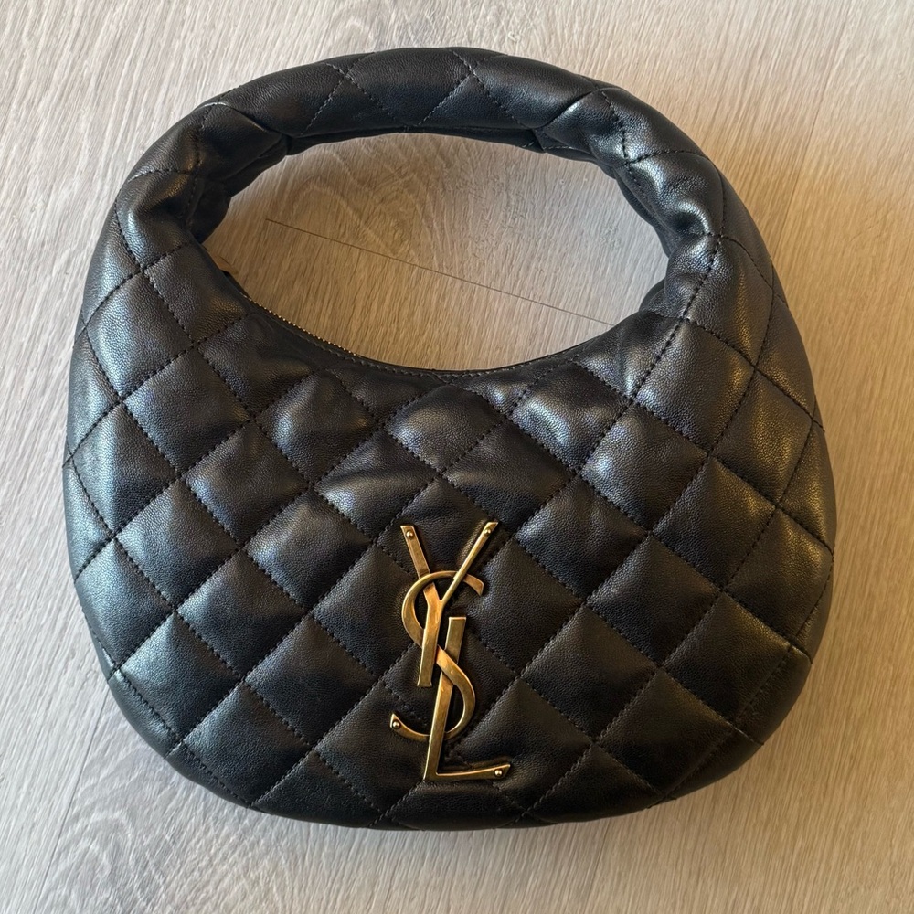 Yves Saint Laurent Icarino